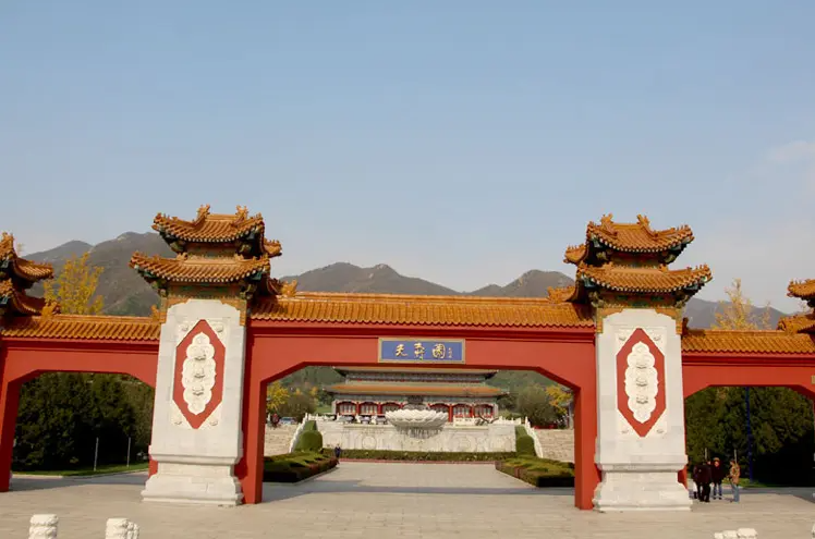 昌平区环境好的陵园有哪些值得推荐？有价格5万元左右的墓地吗？